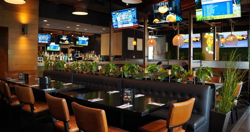 The Dining Room at Par4